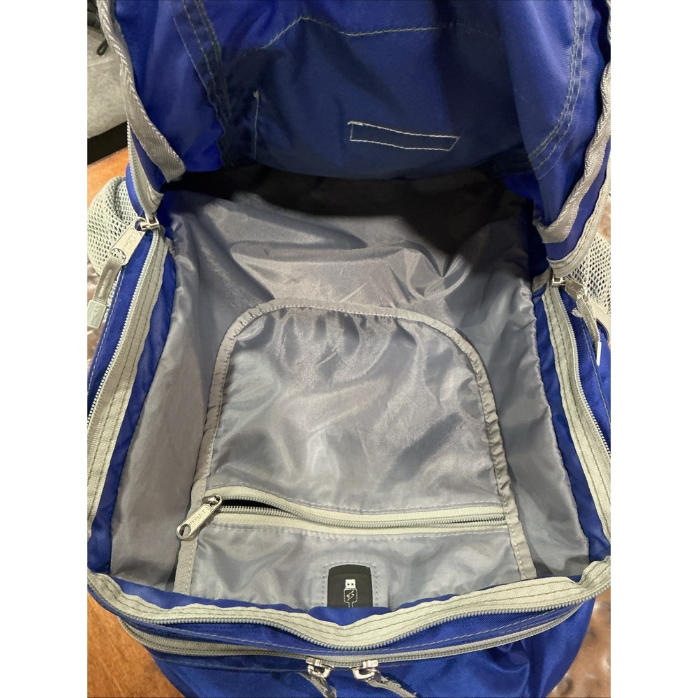 L.L. Bean Delux Book Backpack, 37L, Royal Blue, School, Travel, Work, XQ505191 - Picture 8 of 10